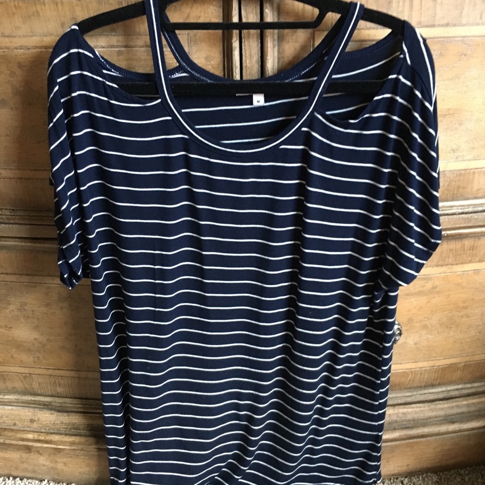 Stella and Dot top